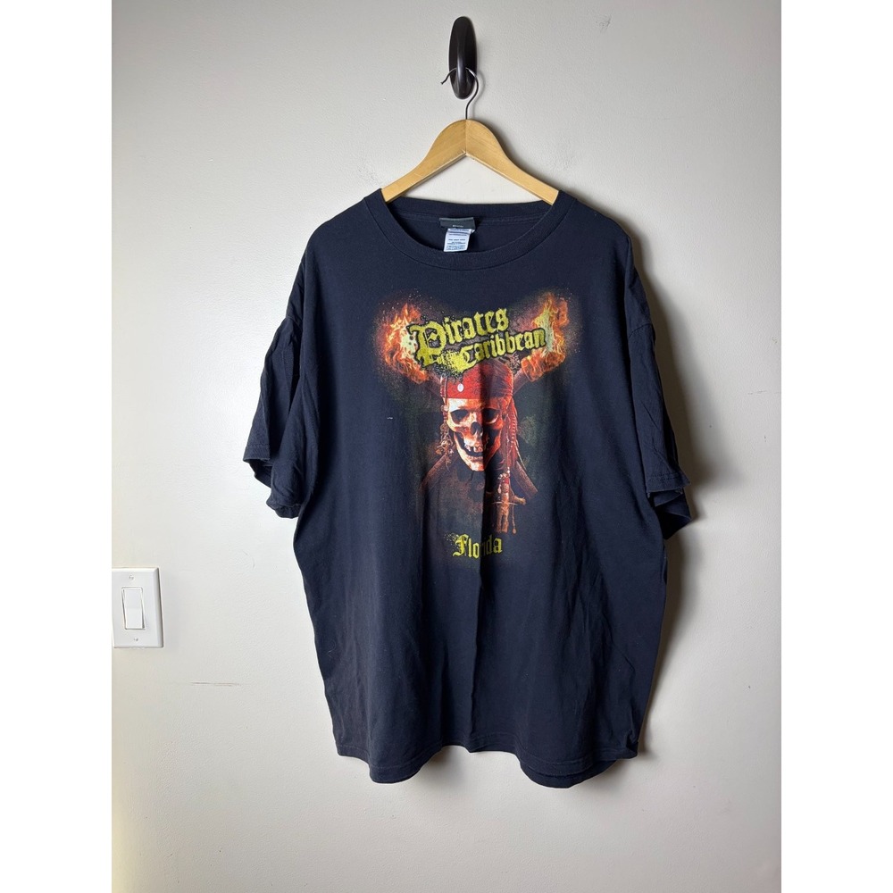 Disney Pirates of the Caribbean T-Shirt Mens 2XL Black Graphic Tee Y2K